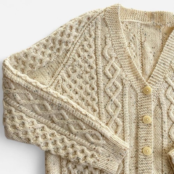 Vintage classic cream speckled cardigan - Picture 3 of 6
